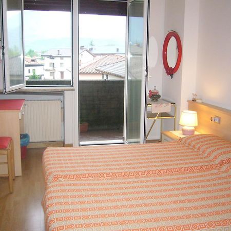 Bed & Breakfast "Il Cardo" Тольмеццо Номер фото